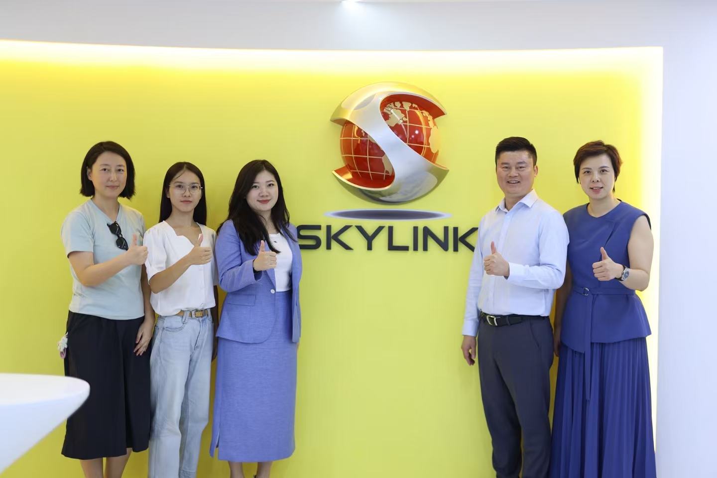 Students visiting a company and meeting its leaders